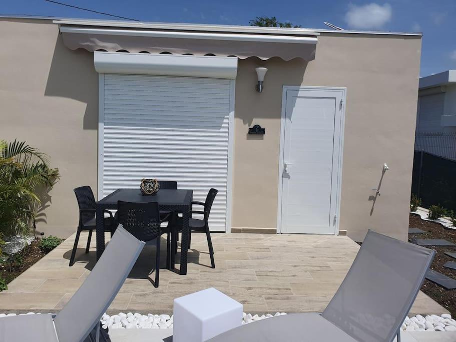 Les Zitadines Villa Sainte-Anne  Exterior photo
